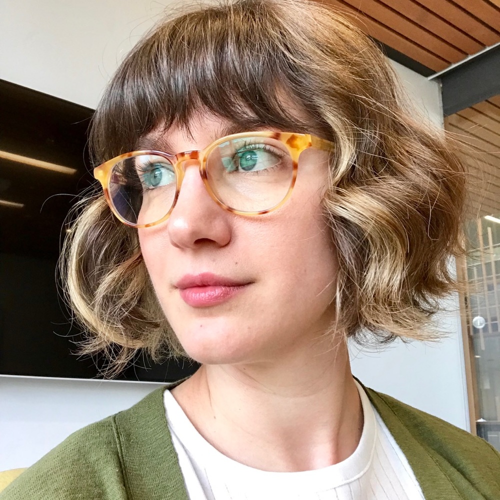 Meet your Posher, Lauren